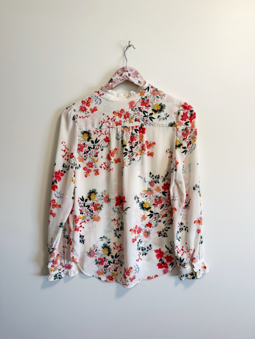 Loft White Floral Popover Blouse Top Ruffle Trim Spring Women’s SP Small Petite - Picture 7 of 7